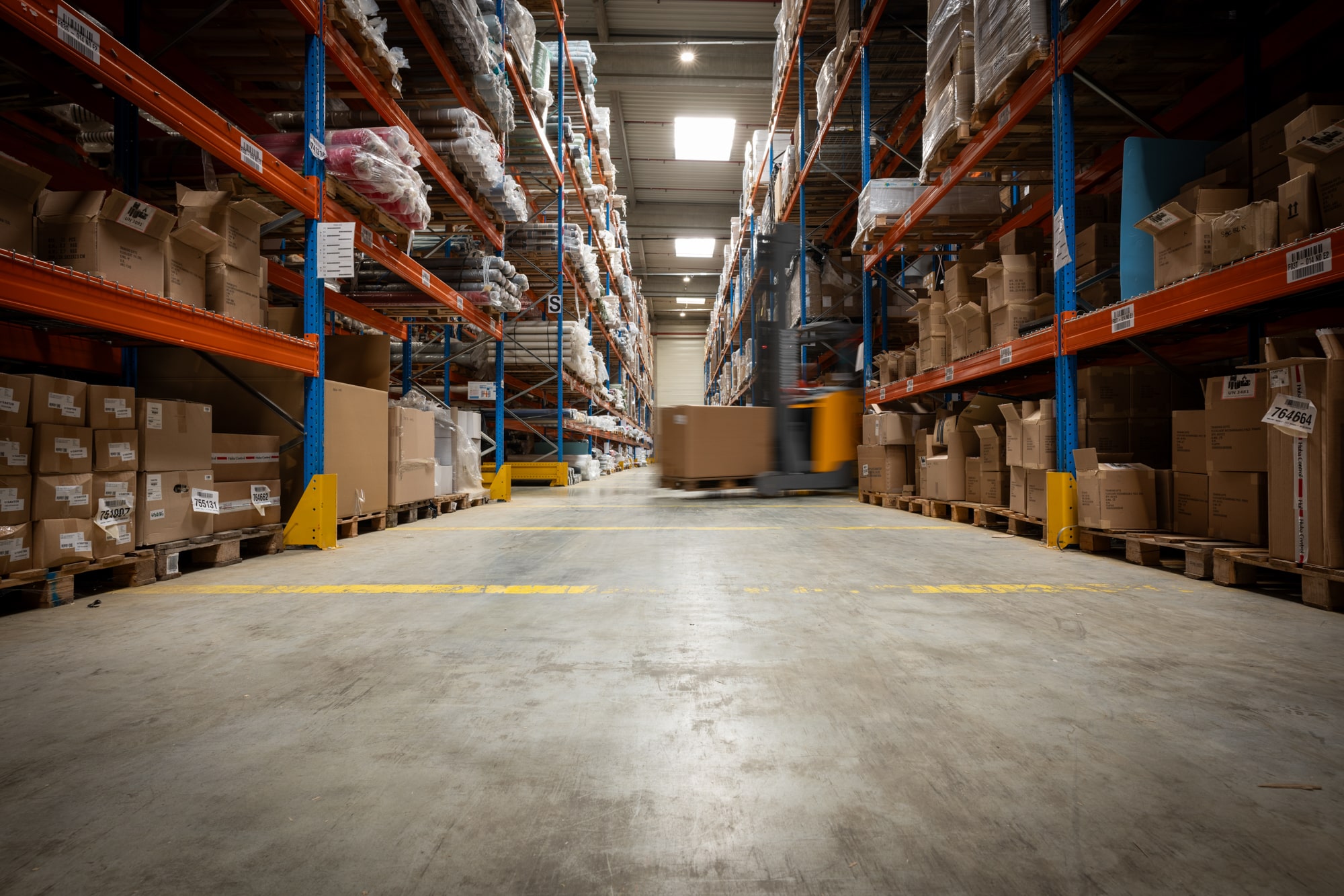 Inter-logistic