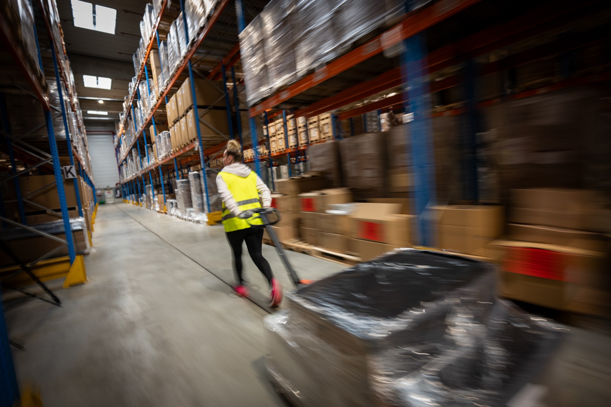 Inter-logistic
